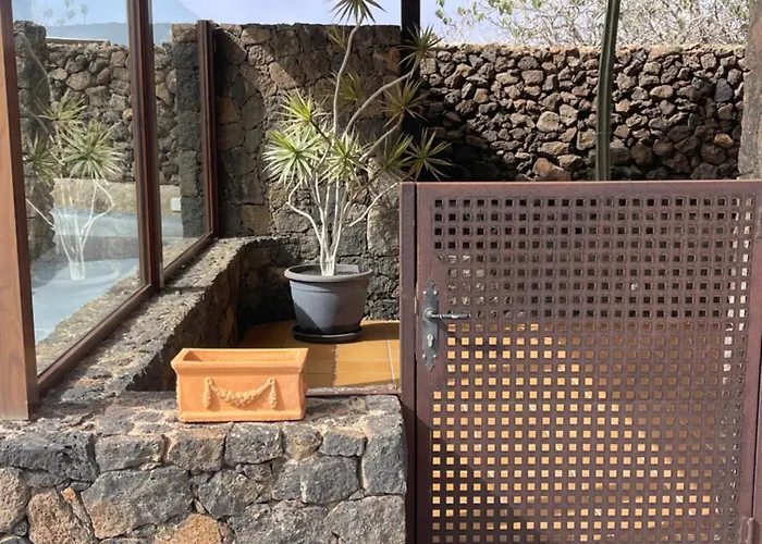 Timanfaya Villa